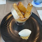 エスタシオン カフェ - ケーキセット さつまいもプリン