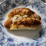 どんぐり - ジャンボフランクパン