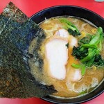 ラーメン 杉田家 - ラーメン並