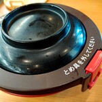 無添くら寿司 - で サイドメニューの貝出汁ラーメン。かなり厳重な梱包で来ましたよ!!