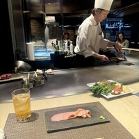 ニュー松坂 難波御堂筋店 - 