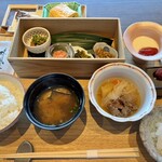 海里村上 - 朝食