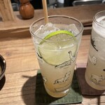 動悸 - 自家製ジンジャーエール　605円