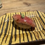 動悸 - 和牛にぎり　550円