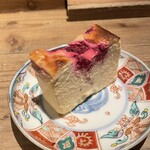 動悸 - ラズベリーバスクチーズケーキ　660円