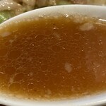麺や武将 - 醤油感がしっかり塩気強めなスープ