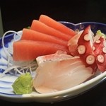 お食事処 魚がしおき - 刺身三点盛り