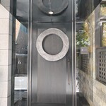273670169 - 