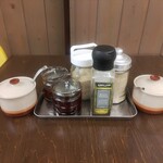 タンタン麺とからあげのジェイタン - 