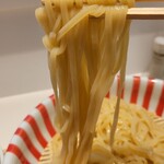 上方レインボー - 麺