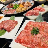 老舗精肉店直送 千種焼肉 飛騨牛の奴隷 千種店 - 