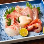 季節料理 湧 - お刺身盛り合わせ