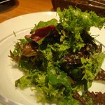 銀座 シェ・トモ - 2009/11　有機野菜のグリーンサラダ。