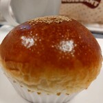 ル・クロワッサン - 意外と ちっちゃかったアンパンw　でも 小豆は北海道産です