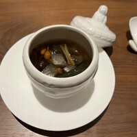 カントニーズ 燕 - 