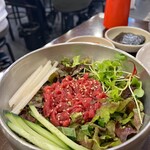 부촌육회 - ユッケ・ビビンパプ　10,000ウォン