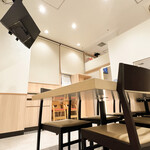 グルメ廻転寿司 まぐろ問屋 やざえもん - 