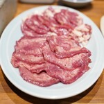 炭火焼肉ホルモンさわいし - 黒毛和牛並タン