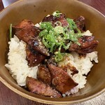 まる星 - ミニ純鶏レバ丼