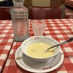 ラケル 新宿西口店 - 