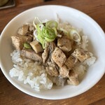 元喜家 - チャーシューめし 330円