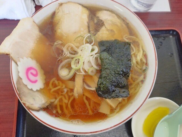 金ちゃんラーメン 白鷹店 &ndash; 荒砥の本格ラーメンと居心地の良い空間