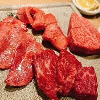 炭火焼肉 肉の匠 ひうち - 