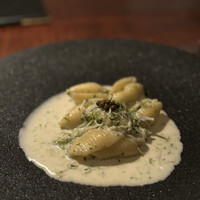 ワインとくつろぐ ツキアカリ - 