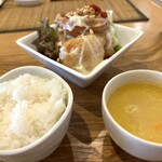 孔華 - エビマヨランチ全貌