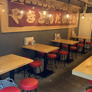 仕事帰りのサク飲みや少人数の飲み会、宴会など様々なシーンに