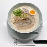 鶏白湯そば 江むら - 鶏白湯そば豚チャーシュー