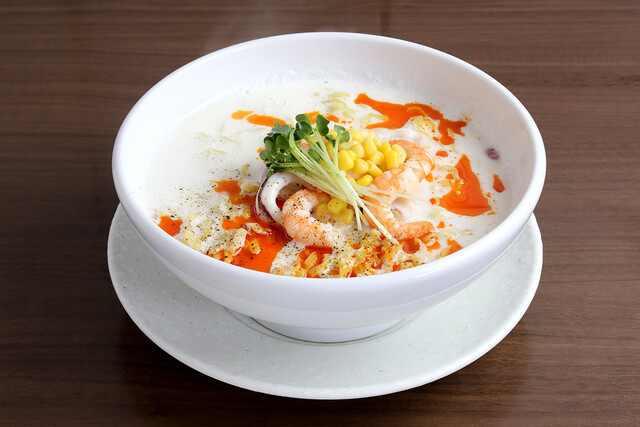 NOODLE CAFE SAMURAI 郡山店 | 本格ラーメンとカフェの融合