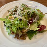 レストラン シェモア - セットのサラダ　他にコーヒーか紅茶が選べます