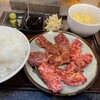 炭火焼肉　萬大