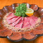 博多豚骨明太子もつ鍋と牛タン 黒川 - 