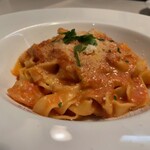 パスタハウス al dente - 見た目ほど、濃厚さはなく、あっさり。