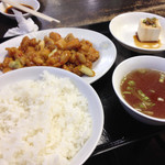 中華料理明華 - 鶏肉の辛し炒め定食
