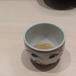 鮨みやもと - タコの煮汁