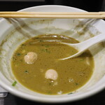 丿貫 - 鮑の肝蕎麦の底に残ったスープ