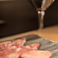 和牛とタン 焼肉 とみ 新橋本店 - 