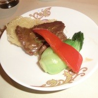 中国料理 翆陽 - 小分けした牛肉のカキ油炒め