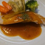 キッチン ブルー グローブ - 正面から、ジユレ上のソース