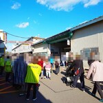 日東ベスト - 工場内のお客さん