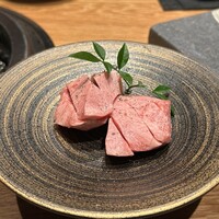 北新地 肉料理 名門 - 
