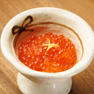 「五感で楽しめるコース」季節の移ろいを映した数々の逸品。