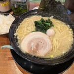 横浜家系ラーメン 春吉家 新宮店 - 