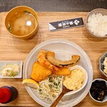 お食事処 魚の光家 - 