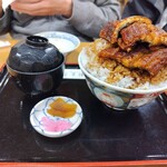 新玉亭 - 上丼（中盛）