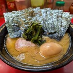 家系総本山 吉村家 - 