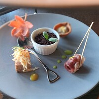 DINING & BAR TABLE 9 TOKYO - 